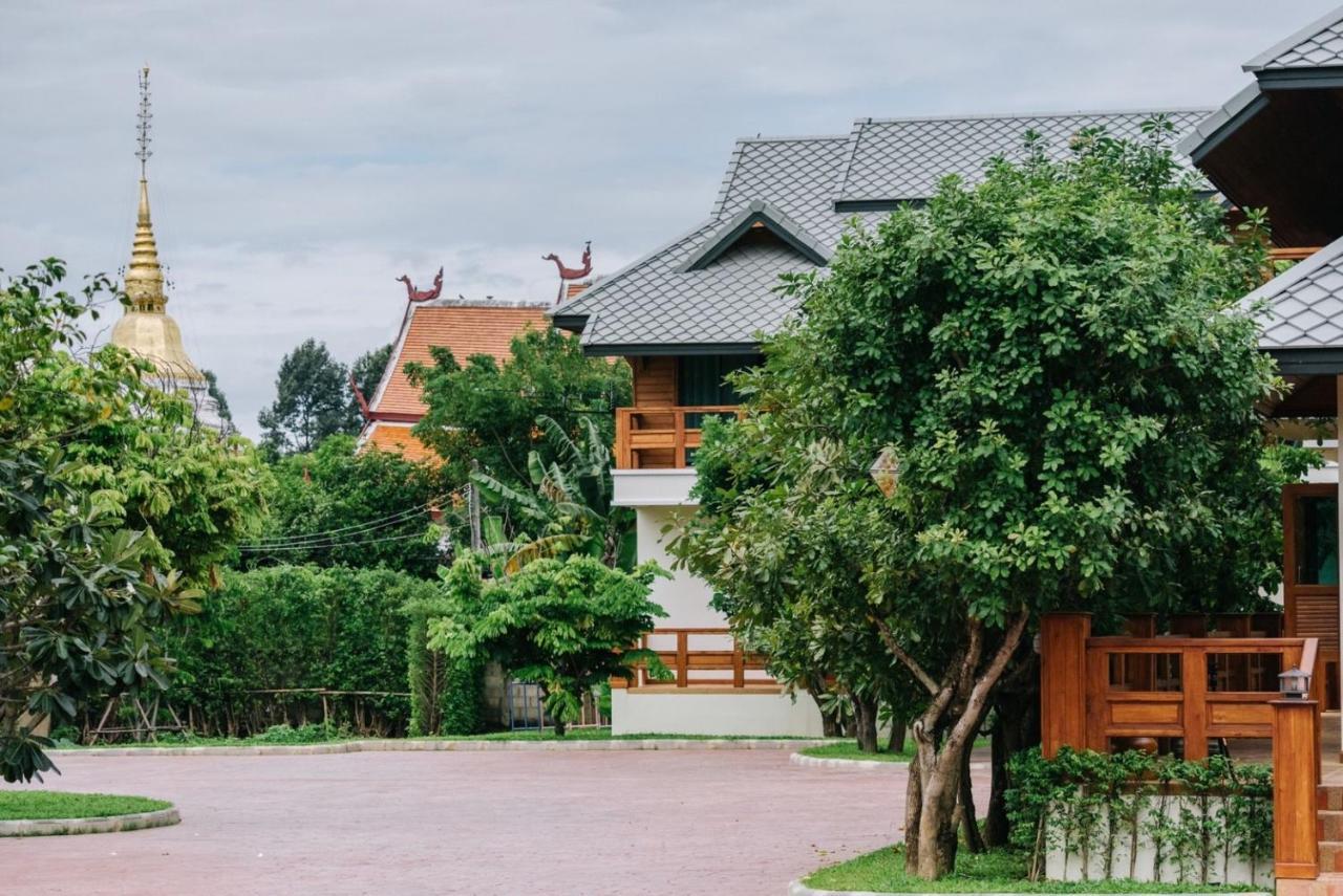 Huen Him Kong Hotel Phrae Exterior foto